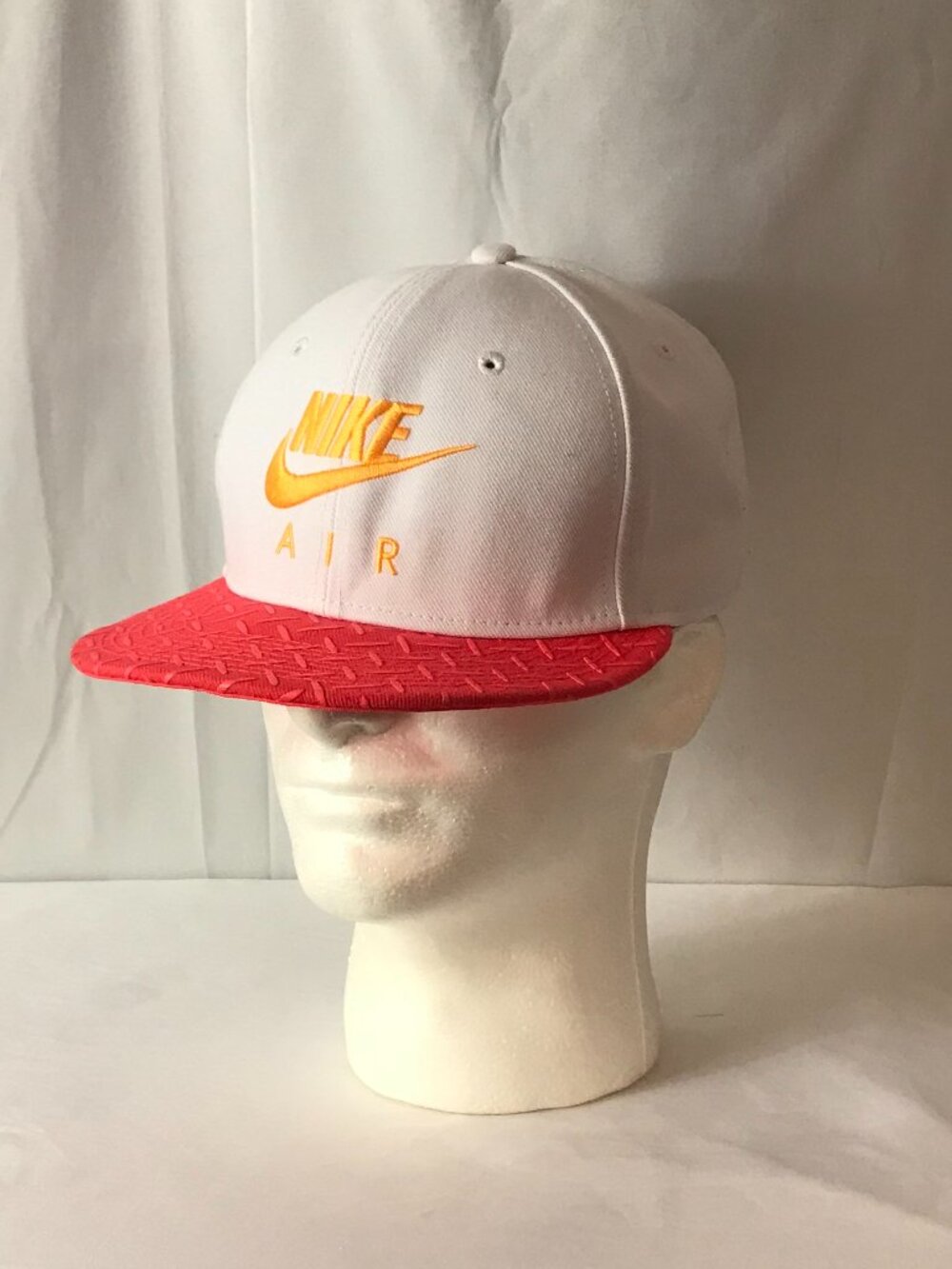 Nike AIR Three Tone Color Flat Bill Adjustable Back Athletic Sport Cut Cap/Hat